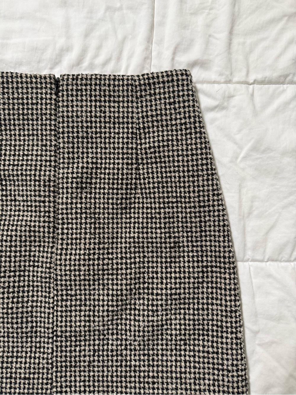 XS Mango Tweed Houndstooth Mini Skirt - Black & Cream